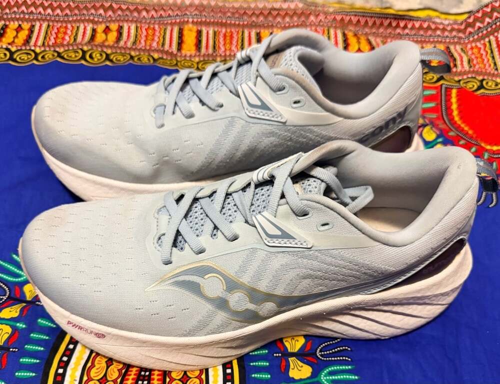 Saucony Women's Triumph 22 -